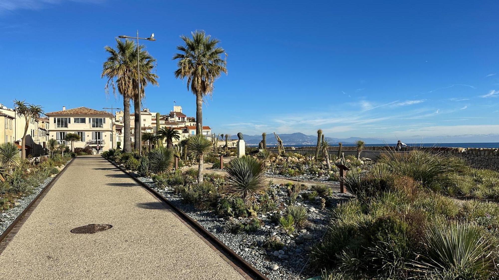 Casalionelantibes 70 Sqm Apartment With Garden And Parking Exterior photo